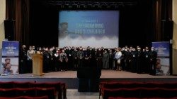 Conferenza-Varsavia_foto-di-gruppo.jpg